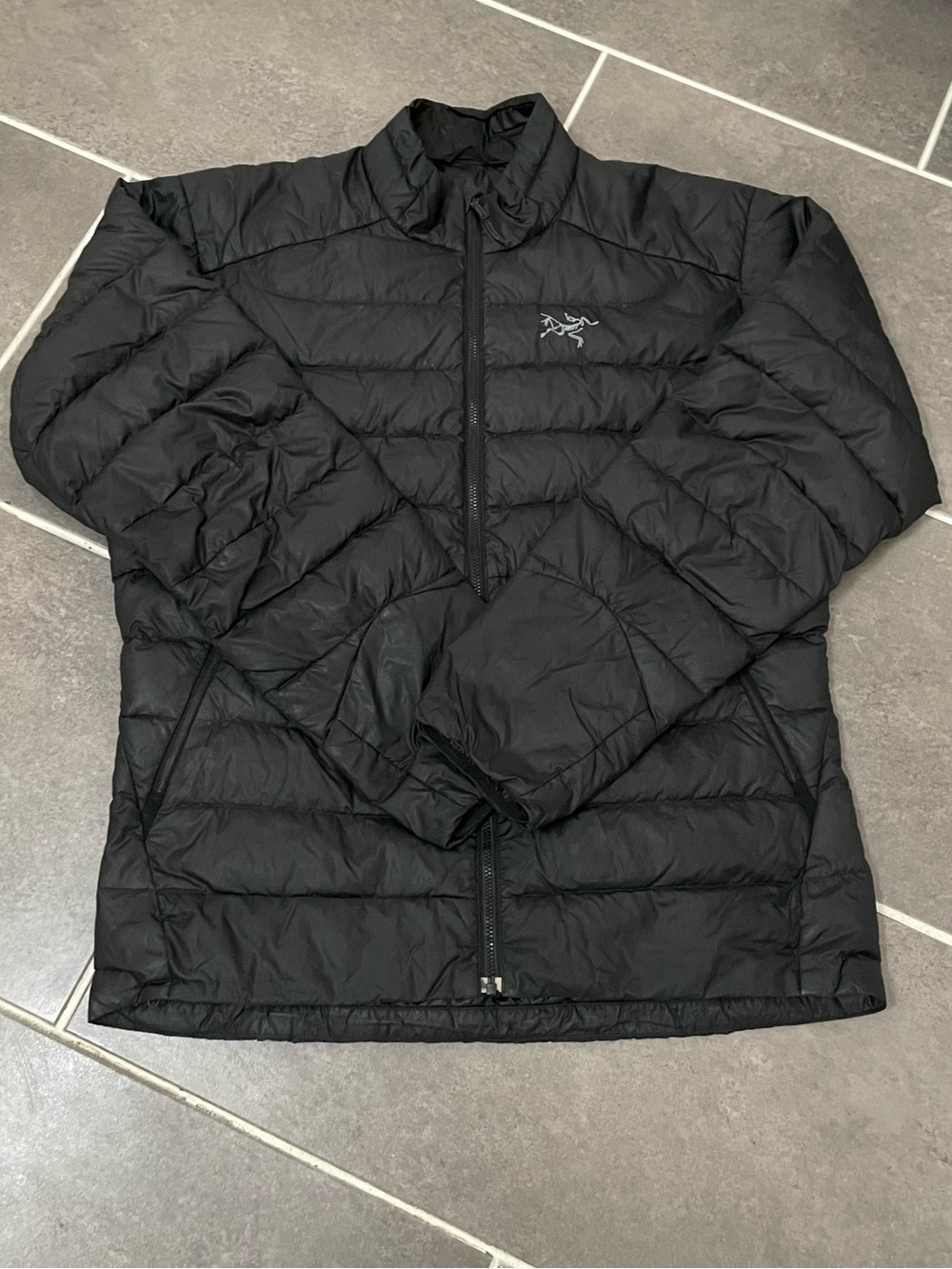 Arc'teryx Thorium AR down jacket size Large